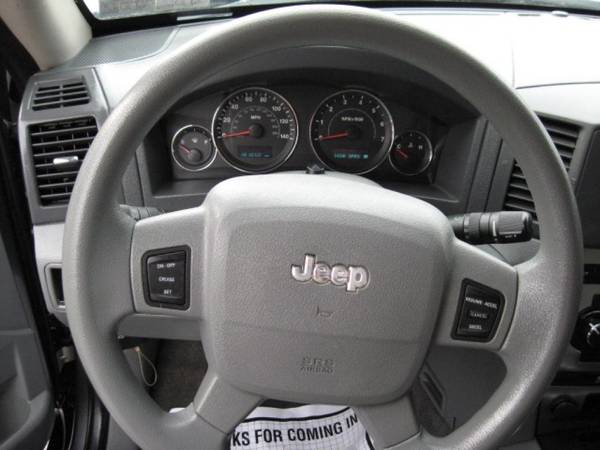 2007 Jeep Grand Cherokee Laredo 4WD - Super Savings! - cars & for sale in Prospect Park, NJ – photo 13