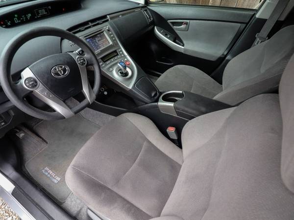 2015 Toyota Prius Plug-in Hybrid Advanced 4dr Hatchback - cars & for sale in PUYALLUP, WA – photo 10