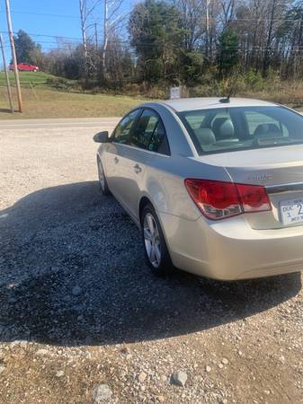 2014 Chevy Cruze 2LT Low Miles 46,000 - cars & trucks - by dealer -... for sale in RIPLEY, WV – photo 5