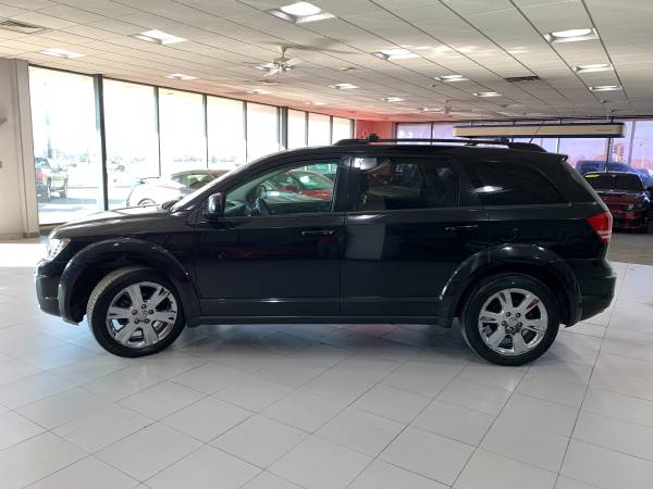 2010 DODGE JOURNEY SXT - cars & trucks - by dealer - vehicle... for sale in Springfield, IL – photo 4