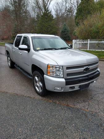 2011 Chevy Silverado 1500 Z71 - cars & trucks - by owner - vehicle... for sale in Cranston, RI – photo 2