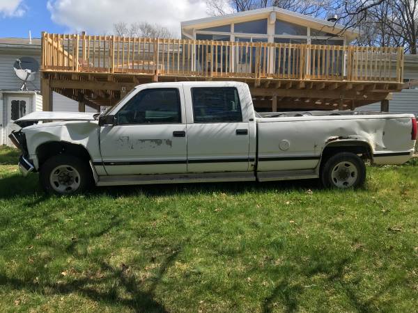 1997 Chevy 3500 PU Crew Cab for sale in Leesport, PA – photo 2