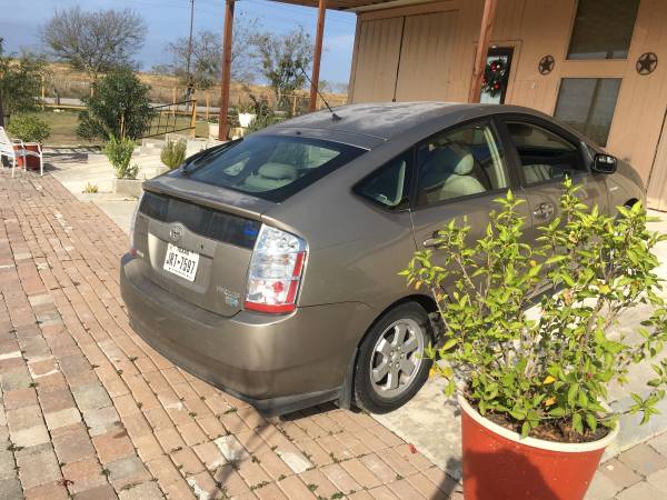 2006. Toyota Prius - cars & trucks - by owner - vehicle automotive... for sale in Austin, TX – photo 4