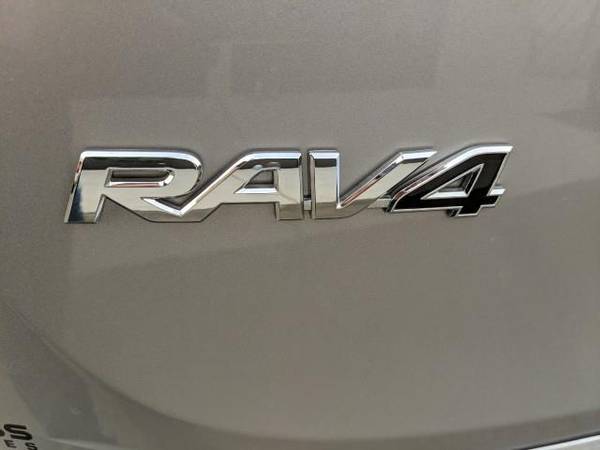 2018 Toyota RAV4 - - by dealer - vehicle automotive for sale in south amboy, NJ – photo 13
