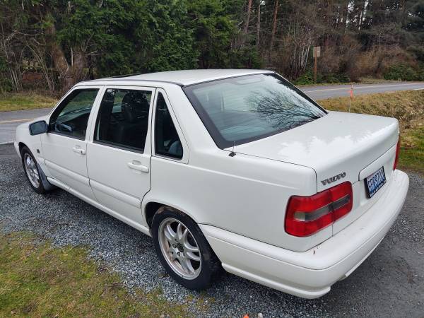 2000 Volvo S70, White - - by dealer - vehicle for sale in Bellingham, WA – photo 4
