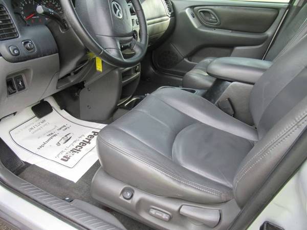 2003 Mazda Tribute ES V6 4dr SUV for sale in Bloomington, IL – photo 8