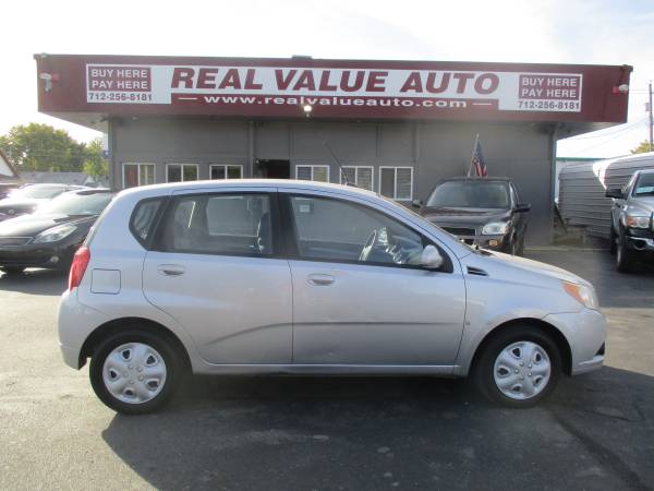 2009 Chevy Aveo5 LT- Power Options EASY BUY HERE PAY HERE FINANCING for sale in Council Bluffs, NE – photo 6