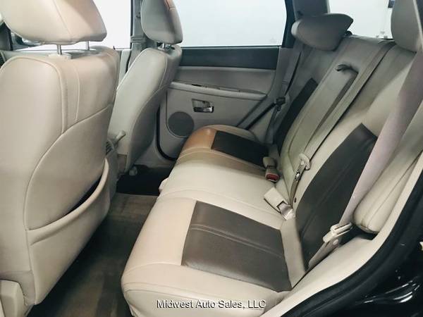 2006 Jeep Grand Cherokee Limited V8 Sunroof, Heated Leather! Very Nice for sale in Eden Prairie, MN – photo 11