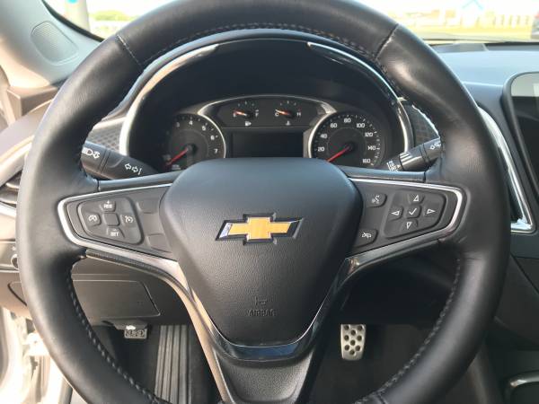 2017 Chevrolet Malibu LT ***Pearl White, remote start, new tires***... for sale in Eau Claire, WI – photo 14