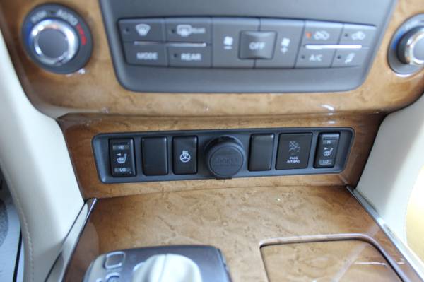 3rd Row 2011 Infiniti QX56 4WD Limited DVD SUNROOF NAVI LEATHER for sale in Louisville, KY – photo 9