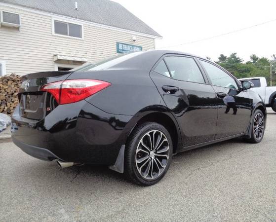 2016 Toyota Corolla S Navigation Leather Moonroof Loaded1-Owner Clean for sale in Hampton Falls, MA – photo 4