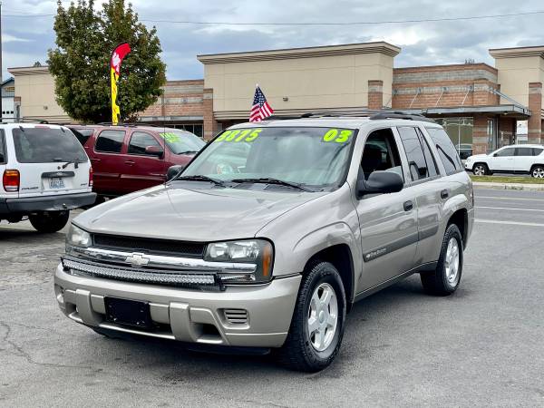 2003 Chevrolet Trailblazer LS Sport - - by dealer for sale in Four Lakes, WA – photo 3
