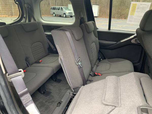 2006 Nissan Pathfinder 4WD with 3rd row seating - - by for sale in Westport , MA – photo 14