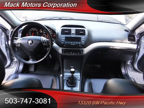 2005 Acura TSX **Rare** 6-SPEED Manual Leather Moon Roof 27MPG for sale in Tigard, OR – photo 3