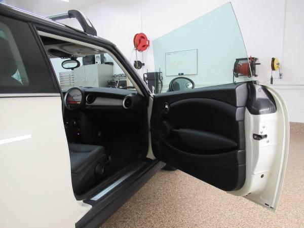 2013 Mini Cooper 2dr Hatchback - - by dealer - vehicle for sale in Hudsonville, MI – photo 15