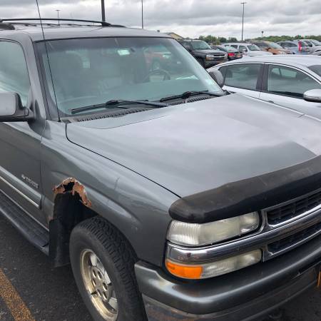 2001 Tahoe GREAT WINTER TRUCK!!! for sale in Rochester , NY – photo 3