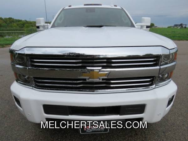 2016 CHEVROLET 3500HD CREW HIGH COUNTRY DRW DURAMAX 4WD MOON DVD NAV... for sale in Neenah, WI – photo 4
