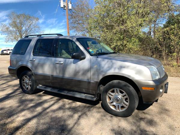 2004 mercury mountaineer - cars & trucks - by owner - vehicle... for sale in Austin, TX – photo 2