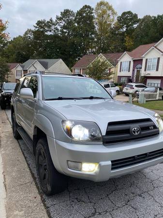 4Runner 2005 V8 - cars & trucks - by owner - vehicle automotive sale for sale in Lilburn, GA – photo 2