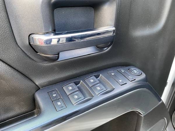 2018 Chevrolet, Chevy Silverado 2500HD LT Crew Cab Short Box 4WD -... for sale in LIVINGSTON, MT – photo 10