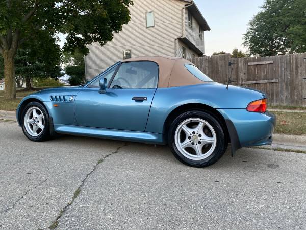 1999 BMW Z3 2.3L Roadster - cars & trucks - by owner - vehicle... for sale in Madison, WI – photo 7