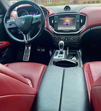 2015 Maserati Ghibli S Q4 - - by dealer - vehicle for sale in Grayslake, WI – photo 12