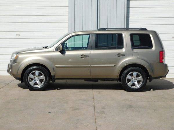 2011 Honda Pilot EX-L 4WD 5-Spd AT - MOST BANG FOR THE BUCK! for sale in Colorado Springs, CO – photo 3