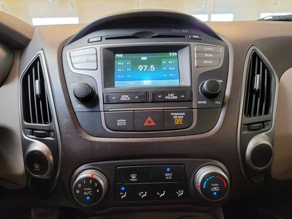 2015 Hyundai Tucson SE Sport Utility 4D suv BLACK for sale in El Paso, TX – photo 16