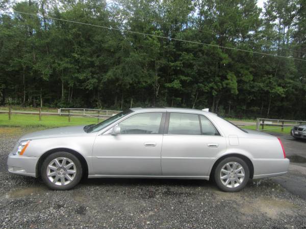 2011 Cadillac DTS Premuim - cars & trucks - by dealer - vehicle... for sale in Summerville , SC – photo 2