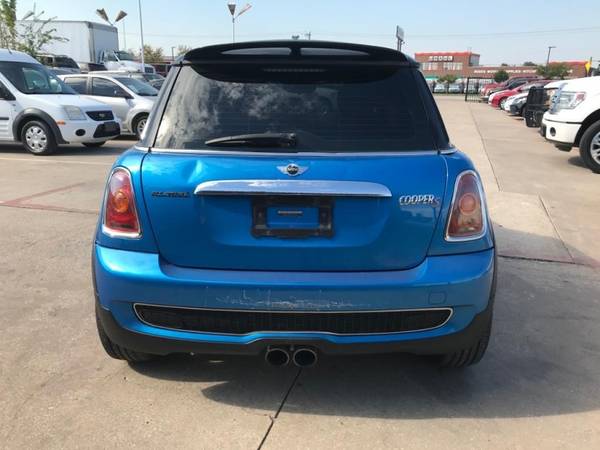2009 MINI Cooper Hardtop 2dr Cpe S FINANCIAMOS - cars & trucks - by... for sale in Lewisville, TX – photo 4
