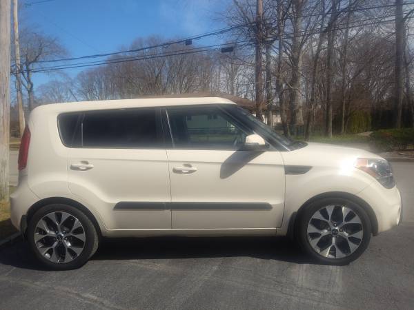 KIA SOUL - - by dealer - vehicle automotive sale for sale in Brightwaters, NY – photo 2