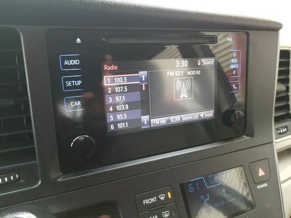 2015 Toyota Sienna L FWD 7-Passenger V6 for sale in Newport, VT – photo 14