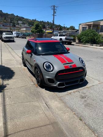 Rare 2017 JCW mini hardtop with sunroof and extras for sale in Independence, CA – photo 2