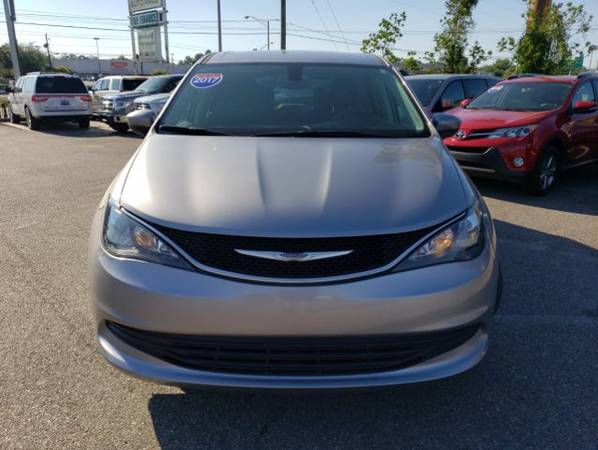 2017 *Chrysler* *Pacifica* *Touring 4dr Wagon* Grey for sale in Mobile, AL – photo 2