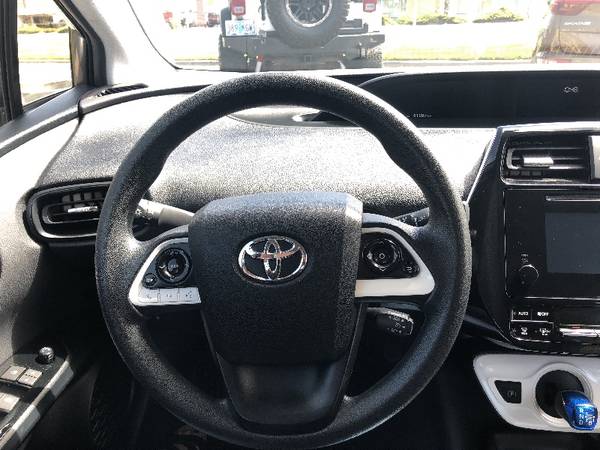 2016 Toyota Prius Two - - by dealer - vehicle for sale in Redmond, OR – photo 14