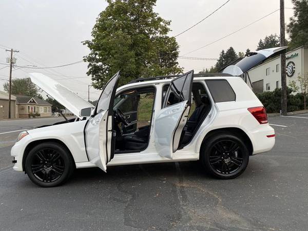 2013 MERCEDES BENZ GLK 250 BLUETEC 4-MATIC JUST SERVICED, PANO ROOF,... for sale in Portland, CA – photo 23