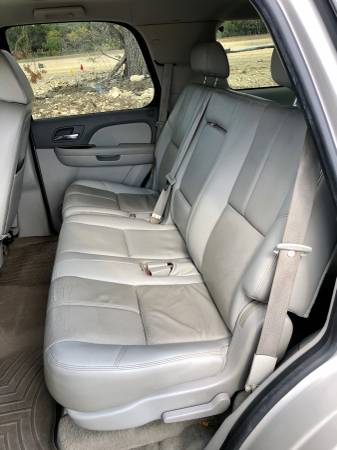 2008 Chevrolet Tahoe LT - cars & trucks - by owner - vehicle... for sale in Corpus Christi, TX – photo 9
