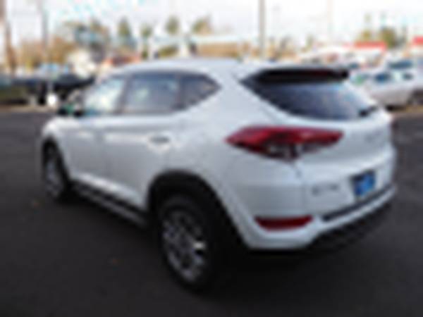2017 Hyundai Tucson SE - cars & trucks - by dealer - vehicle... for sale in Beaverton, OR – photo 8