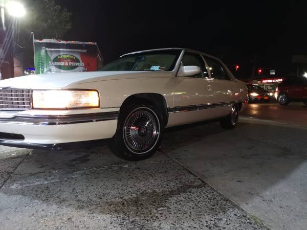beautiful 1995 4.9 cadillac deville 38 thousand original miles !!!!! for sale in Brooklyn, NY – photo 18