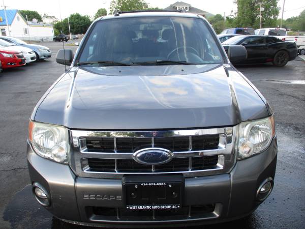 2009 ford Escape XLT 4WD, Leather inside - - by for sale in Roanoke, VA – photo 2