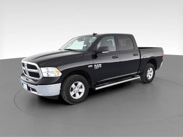 2020 Ram 1500 Classic Crew Cab SLT Pickup 4D 5 1/2 ft pickup Black -... for sale in Bowling Green , KY – photo 3