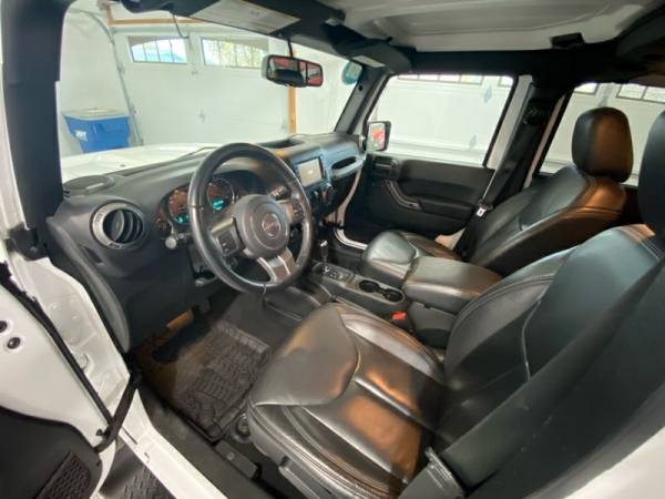 2018 Jeep Wrangler JK Unlimited Altitude 4x4 4dr SUV - cars & trucks... for sale in Eldridge, IA – photo 16