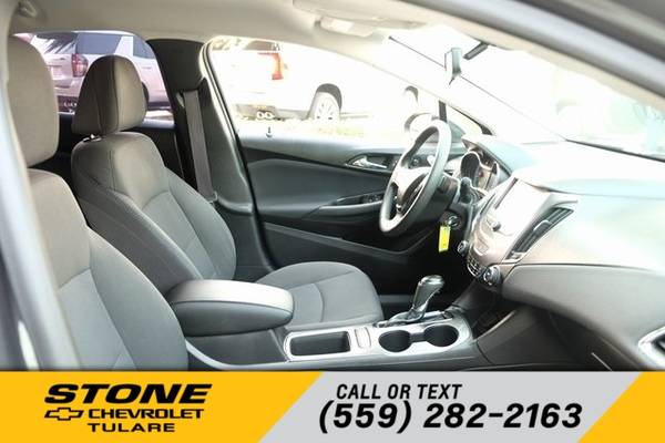 *2017* *Chevrolet* *Cruze* *LT* - cars & trucks - by dealer -... for sale in Tulare, CA – photo 14