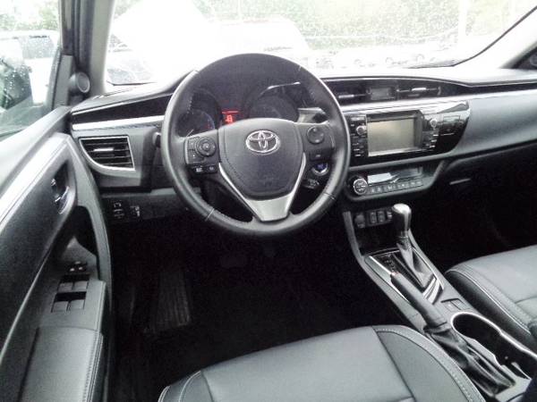 2016 Toyota Corolla S Navigation Leather Moonroof Loaded1-Owner Clean for sale in Hampton Falls, MA – photo 6