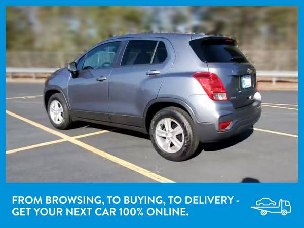 2020 Chevy Chevrolet Trax LS Sport Utility 4D hatchback Silver for sale in Arlington, District Of Columbia – photo 5
