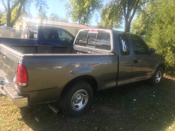 2004 Ford F-150 cab and a half 5 speed for sale in Williamsport, OH – photo 3