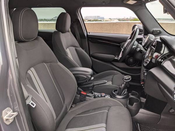 2018 MINI Hardtop 4 Door Cooper S SKU: J2F50160 Hatchback - cars & for sale in Dallas, TX – photo 20
