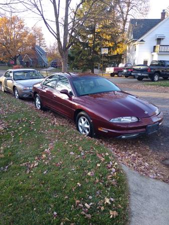 Oldsmobile Aurora - cars & trucks - by owner - vehicle automotive sale for sale in Hillsdale, MI – photo 2