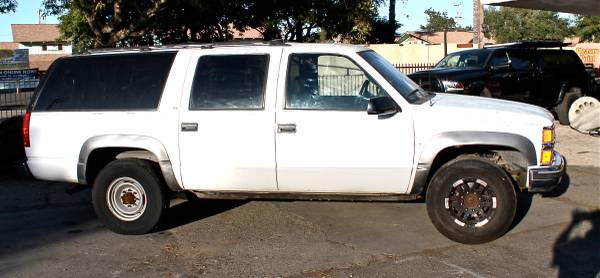 ((MUST SELL TODAY Sunday)) 1995 4x4 Chevy Suburban 2500 - cars &... for sale in Santa Cruz, CA – photo 14