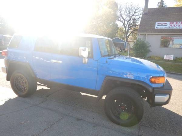 2007 Toyota FJ Cruiser - Closeout Deal! - - by dealer for sale in Oakdale, MN – photo 7